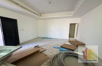 Apartment - 3 Bedrooms - 5 Bathrooms for rent in Shakhbout City - Abu Dhabi