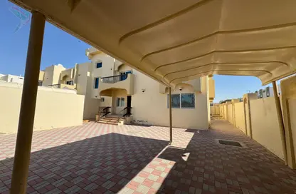 شقة - 3 غرف نوم - 3 حمامات للايجار في العامريه - الجيمي - العين
