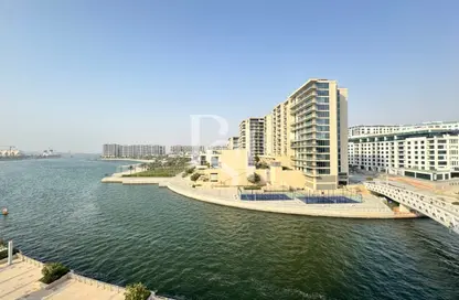 Apartment - 3 Bedrooms - 4 Bathrooms for rent in C11 - Al Dana - Al Raha Beach - Abu Dhabi