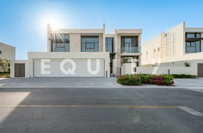 Villa - 5 Bedrooms - 6 Bathrooms for rent in District One Phase III - District One - Mohammed Bin Rashid City - Dubai