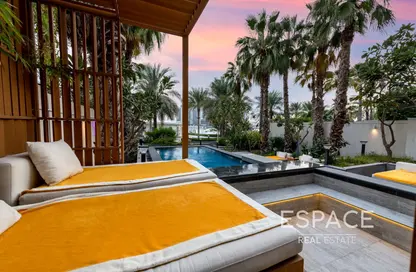 Apartment - 3 Bedrooms - 5 Bathrooms for sale in FIVE Palm Jumeirah - Palm Jumeirah - Dubai