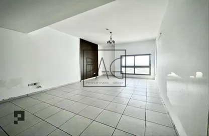 Apartment - 2 Bedrooms - 2 Bathrooms for rent in SG Al Soor Building - Al Soor - Al Qasimia - Sharjah