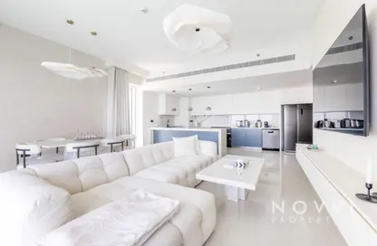 Apartment - 3 Bedrooms - 4 Bathrooms for sale in La Vie - Jumeirah Beach Residence - Dubai