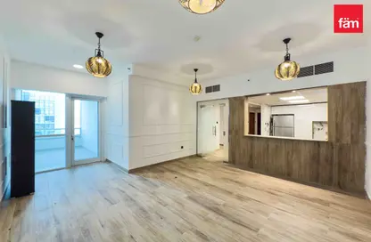 Apartment - 3 Bedrooms - 4 Bathrooms for sale in Marina Pinnacle - Dubai Marina - Dubai