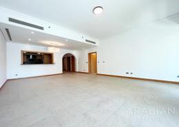 صورةغرفة فارغة لـ: شقة - 2 غرف نوم - 3 حمامات للكراء في الحمري - مساكن شور لاين - نخلة الجميرا - دبي, صورة 1