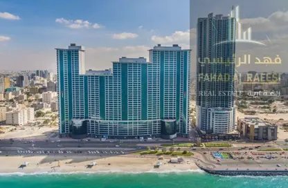 شقة - 2 غرف نوم - 4 حمامات للبيع في مساكن كورنيش عجمان - طريق كورنيش عجمان - عجمان