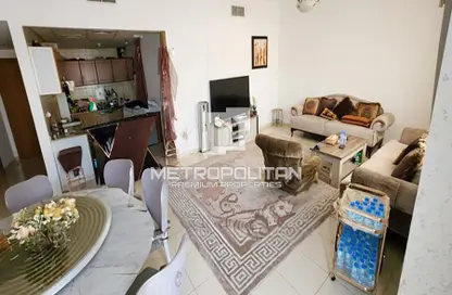 Apartment - 2 Bedrooms - 2 Bathrooms for sale in Gardenia 1 - Emirates Gardens 1 - Jumeirah Village Circle - Dubai