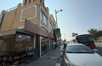 Shop - Studio - 1 Bathroom for rent in Umm Suqeim 1 - Umm Suqeim - Dubai