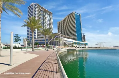 Pool image for: Apartment - 1 Bedroom - 2 Bathrooms for sale in The Wave - Najmat Abu Dhabi - Al Reem Island - Abu Dhabi, Image 1