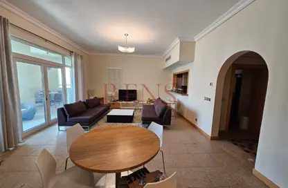 Apartment - 2 Bedrooms - 3 Bathrooms for rent in Al Das - Shoreline Apartments - Palm Jumeirah - Dubai
