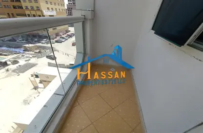 شقة - 2 غرف نوم - 2 حمامات للايجار في برج الحفيت - شارع التعاون - التعاون - الشارقة