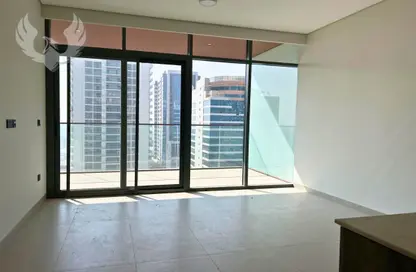 شقة - غرفة نوم - 2 حمامات للبيع في ويست فايف بيزنس باي ريزيدينس - الخليج التجاري - دبي