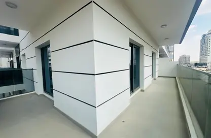 شقة - 2 غرف نوم - 3 حمامات للايجار في لي هواريزون ريزيدينس - المدينة العالمية المرحلة 2 - 4 الورسان - الورسان - دبي شقة - 2 غرف نوم - 3 حمامات للايجار في لي هواريزون ريزيدينس - المدينة العالمية المرحلة 2 - 4 الورسان - الورسان - دبي