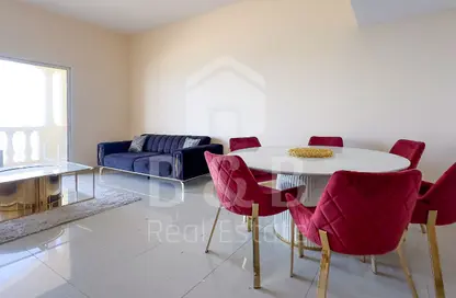 شقة - 2 غرف نوم - 3 حمامات للايجار في رويال بريز 3 - رويال بريز - قرية الحمرا - رأس الخيمة