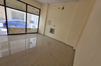 Shop - Studio for rent in Ajman Corniche Residences - Ajman Corniche Road - Ajman