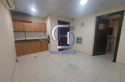 Apartment - Studio - 1 Bathroom for rent in Al Shamsi 2 - Muwaileh Commercial - Sharjah
