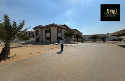 فيلا - 5 غرف نوم - 7 حمامات للايجار في الجرينة 1 - الجرينة - الشارقة