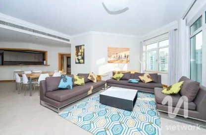 Apartment - 3 Bedrooms - 5 Bathrooms for rent in Al Das - Shoreline Apartments - Palm Jumeirah - Dubai