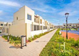 Outdoor Building image for: Townhouse - 3 bedrooms - 3 bathrooms for rent in Sama Townhouses - Town Square - Dubai, Image 1