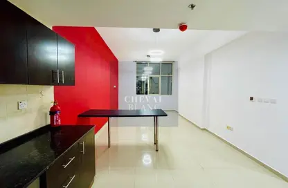 Apartment - 1 Bedroom - 2 Bathrooms for rent in Frankfurt Sports Tower - Dubai Sports City - Dubai
