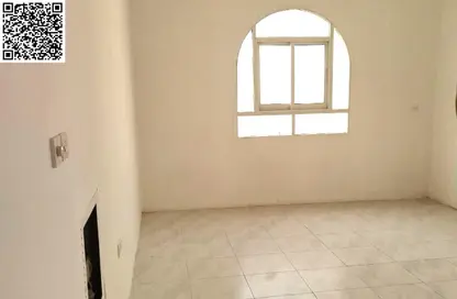 Apartment - Studio - 1 Bathroom for rent in Al Jurf Industrial 1 - Al Jurf Industrial - Ajman Apartment - Studio - 1 Bathroom for rent in Al Jurf Industrial 1 - Al Jurf Industrial - Ajman