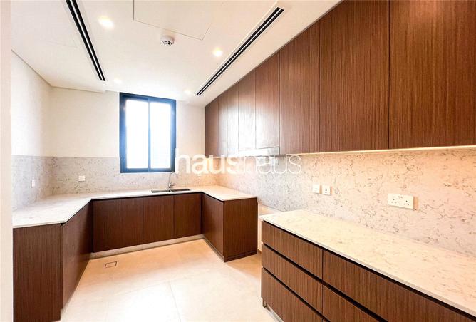 15718668 - صورة العقار 3