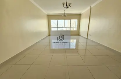 Apartment - 2 Bedrooms - 3 Bathrooms for rent in Palm Tower - Al Khan Lagoon - Al Khan - Sharjah