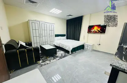 Apartment - Studio - 1 Bathroom for rent in Cornish Tower - Al Rumaila - Ajman