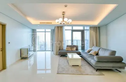 Apartment - 1 Bedroom - 1 Bathroom for sale in Paramount Tower Hotel  and  Residences - Business Bay - Dubai