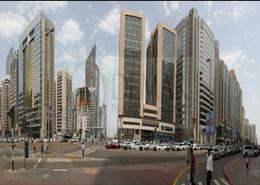 Show Room - 2 bathrooms for rent in Al Saman Tower - Hamdan Street - Abu Dhabi