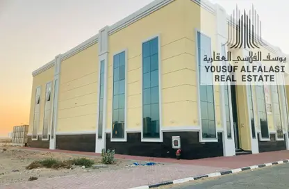 Warehouse - Studio - 1 Bathroom for rent in Umm Al Thuoob - Umm Al Quwain