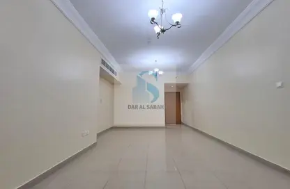 شقة - 2 غرف نوم - 2 حمامات للايجار في تايجر القادسية - النهدة - الشارقة