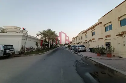 فيلا - 3 غرف نوم - 5 حمامات للايجار في فلل الجميرا 1 - جميرا 1 - الجميرا - دبي