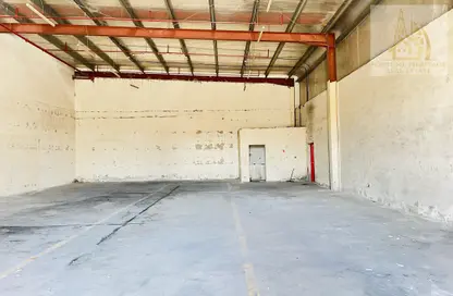 Parking image for: Warehouse - Studio - 1 Bathroom for rent in Al Sajaa - Sharjah, Image 1