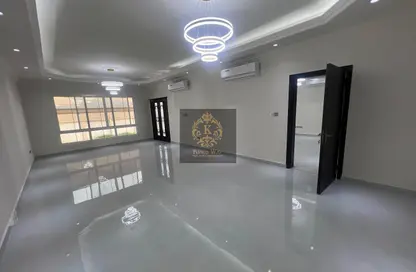 فيلا - 5 غرف نوم - 7 حمامات للايجار في مدينة محمد بن زايد - أبوظبي