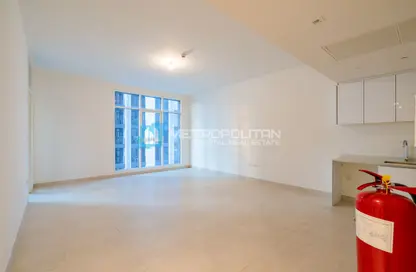 Empty Room image for: Apartment - 1 Bedroom - 1 Bathroom for sale in The Bridges - Shams Abu Dhabi - Al Reem Island - Abu Dhabi, Image 1