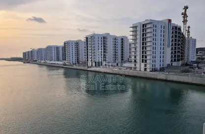 Apartment - 3 Bedrooms - 3 Bathrooms for sale in Waters Edge - Yas Island - Abu Dhabi