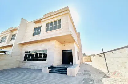 Apartment - 4 Bedrooms - 6 Bathrooms for rent in Al Hooshi Villas - Hoshi - Al Badie - Sharjah