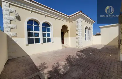 Apartment - 2 Bedrooms - 3 Bathrooms for rent in Khalifa City A Villas - Khalifa City A - Khalifa City - Abu Dhabi