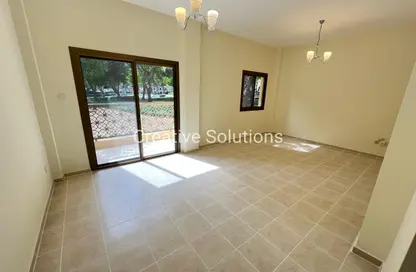 Apartment - 2 Bedrooms - 2 Bathrooms for rent in The Gardens Buildings - The Gardens - Dubai