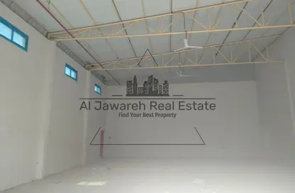 Warehouse - Studio - 2 Bathrooms for rent in Industrial Area 1 - Emirates Modern Industrial - Umm Al Quwain