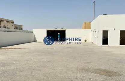 Warehouse - Studio - 1 Bathroom for rent in Al Sajaa Industrial - Al Sajaa - Sharjah