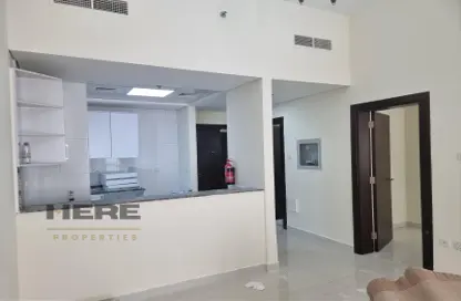 شقة - غرفة نوم - 2 حمامات للايجار في فالينسا ريزيدنس - قرية الجميرا سركل - دبي