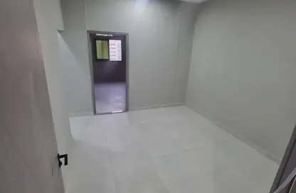 شقة - غرفة نوم - 2 حمامات للايجار في شارع التعاون الجديد - التعاون - الشارقة