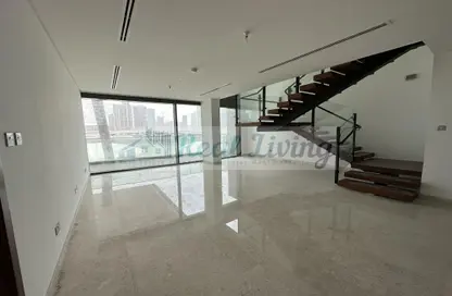 Empty Room image for: Townhouse - 3 Bedrooms - 5 Bathrooms for rent in Water Front Tower A - Waterfront Residential Towers - Tourist Club Area - Abu Dhabi, Image 1
