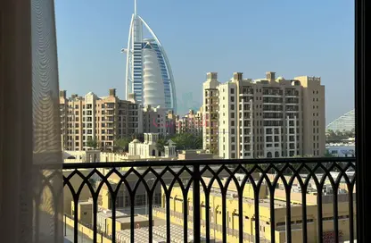 Apartment - 2 Bedrooms - 2 Bathrooms for rent in Asayel 3 - Madinat Jumeirah Living - Umm Suqeim - Dubai