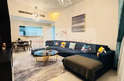 Apartment - 1 Bedroom - 2 Bathrooms for rent in Beach Tower 1 - Al Khan Lagoon - Al Khan - Sharjah