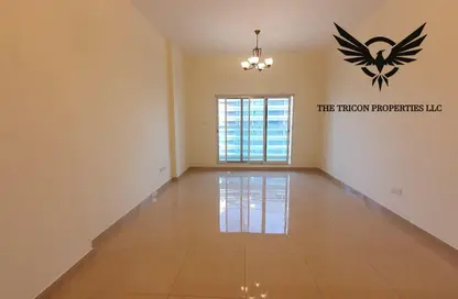 شقة - غرفة نوم - 2 حمامات للايجار في مجمع دبي ريزيدنس - دبي