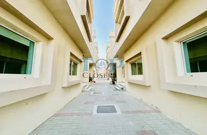 فيلا - 3 غرف نوم - 4 حمامات للايجار في بيدا بن عمار - اشارج - العين