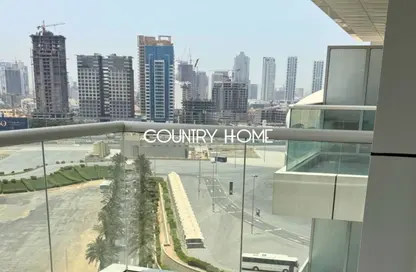 Apartment - 2 Bedrooms - 3 Bathrooms for rent in Stadium Point - Dubai Sports City - Dubai